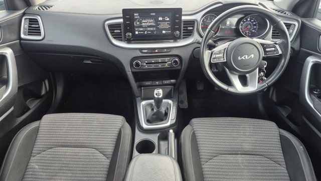 2021 KIA XCEED - Photo 9