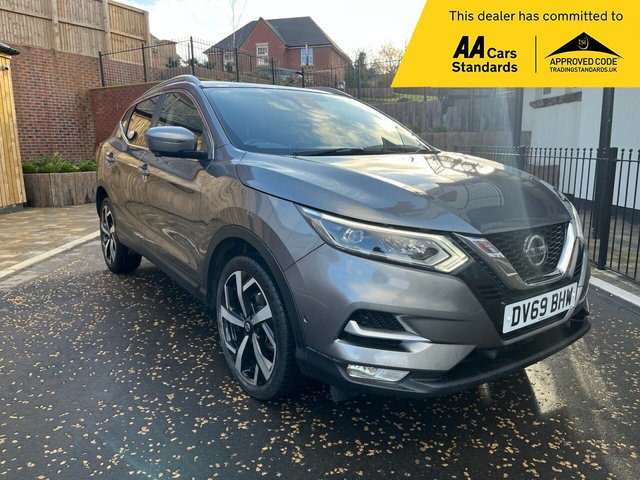 View our Nissan Qashqai 1.3 DIG-T Tekna SUV 5dr Petrol Manual Euro 6 (s/s) (140 ps)