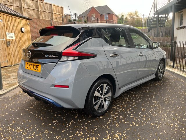 2021 Nissan Leaf - Photo 7