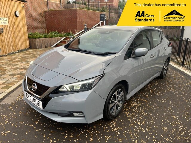 2021 Nissan Leaf - Photo 2