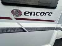 USED 2017 17 ELDDIS ENCORE 285 4 BERTH LUXURY WITH SINGLE BEDS & END BATHROOM WIND OUT AWNING & EXTERNAL BBQ