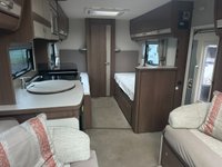 USED 2017 17 ELDDIS ENCORE 285 4 BERTH LUXURY WITH SINGLE BEDS & END BATHROOM WIND OUT AWNING & EXTERNAL BBQ