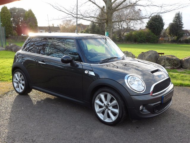 2010 60 MINI Hatch Cooper 1.6 COOPER S 3d AUTO 184 BHP