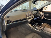 USED 2022 72 BMW 3 SERIES 2.0 330e 12kWh SE Pro Touring 5dr Petrol Plug-in Hybrid Auto xDrive Euro 6 (s/s) (292 ps)+1 OWNER FROM NEW+PARK CONTROL+HISTORY+4 WHEEL DRIVE MODEL+NAV+DAB+PRIVACY+BLUETOOTH+MEDIA+USB+AUX+CLIMATE+ALLOYS+CRUISE+ 1 OWNER FROM NEW+PARK CONTROL+HISTORY+4 WHEEL DRIVE MODEL+NAV+DAB+PRIVACY+BLUETOOTH+MEDIA+USB+AUX+CLIMATE+ALLOYS+CRUISE+HPI CLEAR