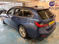 USED 2022 72 BMW 3 SERIES 2.0 330e 12kWh SE Pro Touring 5dr Petrol Plug-in Hybrid Auto xDrive Euro 6 (s/s) (292 ps)+1 OWNER FROM NEW+PARK CONTROL+HISTORY+4 WHEEL DRIVE MODEL+NAV+DAB+PRIVACY+BLUETOOTH+MEDIA+USB+AUX+CLIMATE+ALLOYS+CRUISE+ 1 OWNER FROM NEW+PARK CONTROL+HISTORY+4 WHEEL DRIVE MODEL+NAV+DAB+PRIVACY+BLUETOOTH+MEDIA+USB+AUX+CLIMATE+ALLOYS+CRUISE+HPI CLEAR