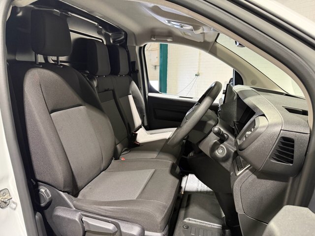 2024 VAUXHALL VIVARO - Photo 6