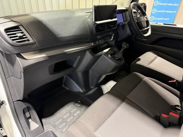 2024 VAUXHALL VIVARO - Photo 5