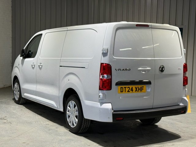 2024 VAUXHALL VIVARO - Photo 2