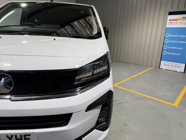 2024 VAUXHALL VIVARO - Photo 11
