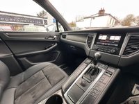 USED 2017 66 PORSCHE MACAN 2.0 PDK 4WD EURO 6 SAT NAV REVERSE CAMERA 20" WHEELS CRUISE CONTROL