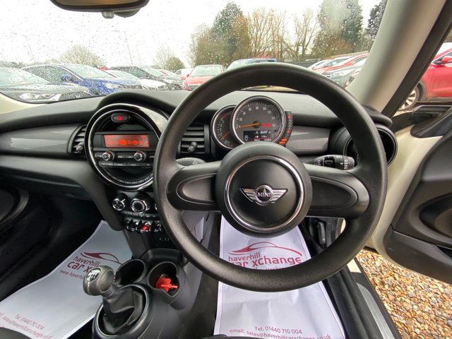 2016 MINI Hatch 1.5L Cooper D 3dr - Photo 11