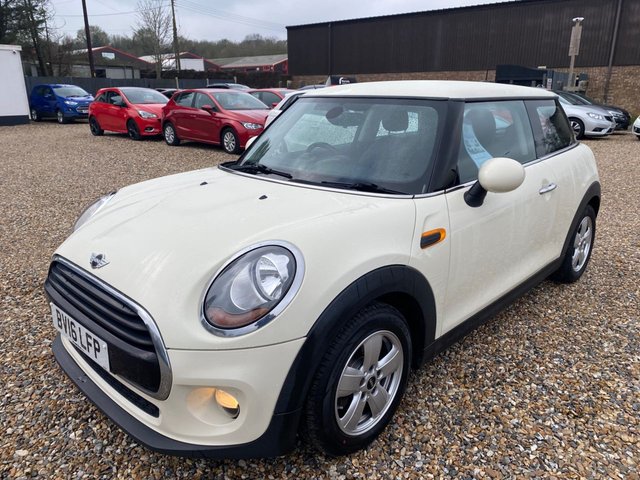 2016 MINI Hatch 1.5L Cooper D 3dr - Photo 8