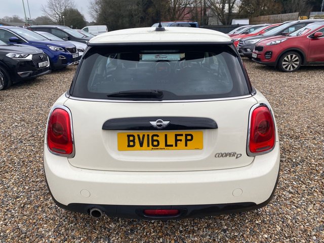 2016 MINI Hatch 1.5L Cooper D 3dr - Photo 9