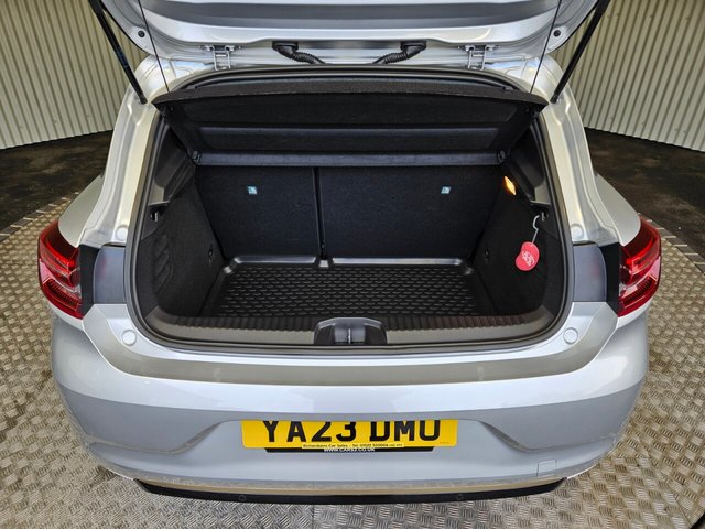 2023 RENAULT CLIO - Photo 9