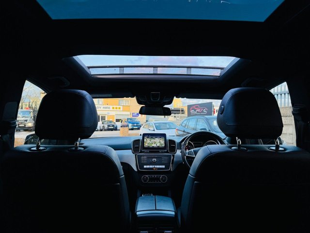 2018 Mercedes-Benz Gle 3L Amg Night Edition 5dr - Photo 2