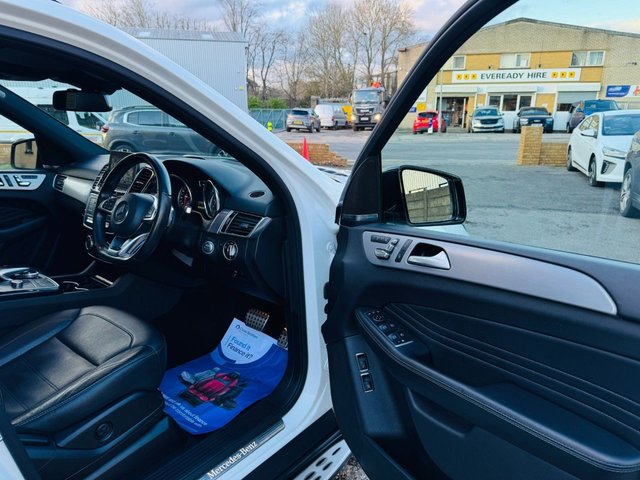 2018 Mercedes-Benz Gle 3L Amg Night Edition 5dr - Photo 12
