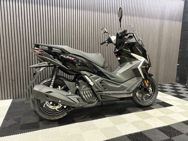 View our LEXMOTO RT1 125