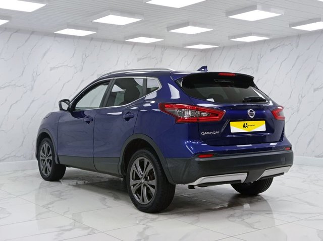 2017 Nissan Qashqai 1.2L N-Connecta 5dr - Photo 9