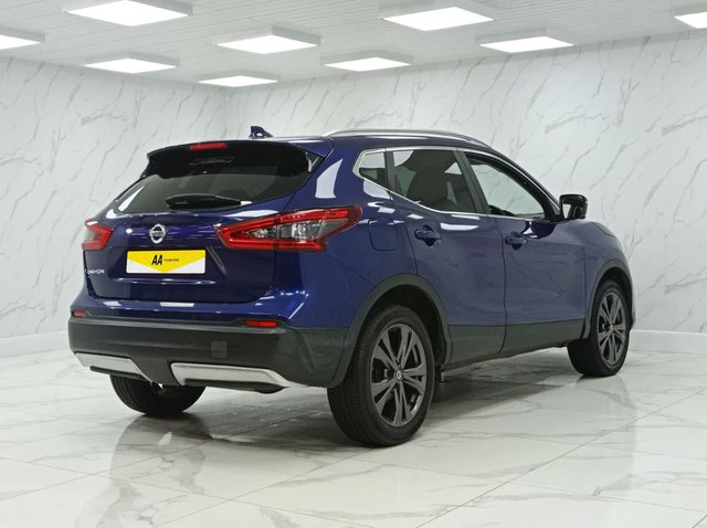 2017 Nissan Qashqai 1.2L N-Connecta 5dr - Photo 12