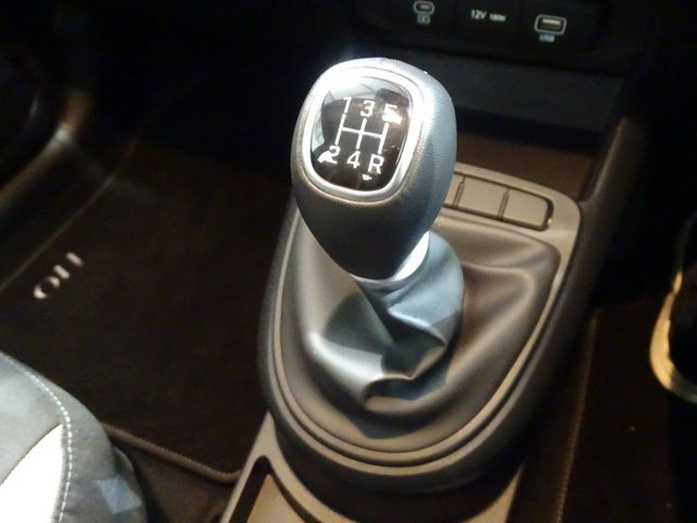 2023 Hyundai I10 1L Advance 5dr - Photo 11