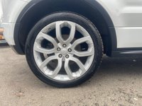 USED 2018 18 LAND ROVER RANGE ROVER EVOQUE 2.0 TD4 HSE Dynamic SUV 5dr Diesel Manual 4WD Euro 6 (s/s) (180 ps) A STUNNING ADDITION TO OUR HUGE SELECTION OF EVOQUES+FINISHED IN MASSIVELY POPULAR WHITE PAINT+4 WHEEL DRIVE+JUST 1 FORMER KEEPER+SERVICE HISTORY+DIESEL+PRIVACY GLASS+FULL LEATHER INTERIOR+FULL PANORAMIC GLASS ROOF+SATELLITE NAVIGATION+PARK ASSIST+CLIMATE CONTROL+20 INCH ALLOY WHEELS+COST NEW &pound;42335 MAKING THIS USED VEHICLE AMAZING VALUE AT OUR LOW PRICE+CALL NOW TO ARRANGE A VIEWING+READY TO DRIVE AWAY TODAY!!!!!!!!!!!!!!!!!!!!!!!!!!!!!!!!!!!!