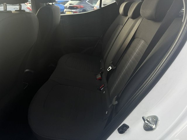 2022 HYUNDAI I10 2022 1.0 SE Connect Hatchback 5dr Petrol Auto - Photo 6