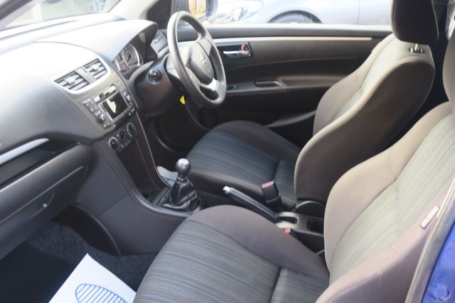 2013 SUZUKI SWIFT - Photo 12