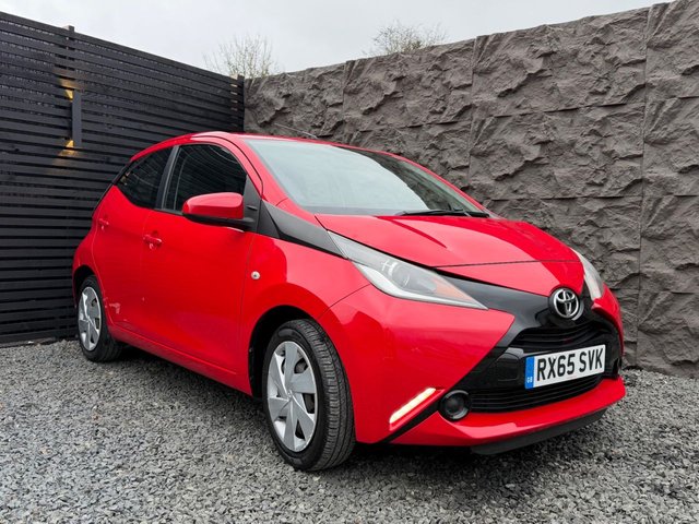 2015 65 Toyota Aygo 1.0 VVT-i x-play Hatchback 5dr Petrol Manual Euro 5 Euro 5 (68 ps)