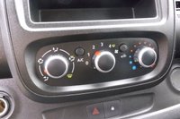 USED 2021 21 RENAULT TRAFIC 2.0 dCi ENERGY 28 Business+ Panel Van 5dr Diesel Manual SWB Standard Roof Euro 6 (s/s) (120 ps) 