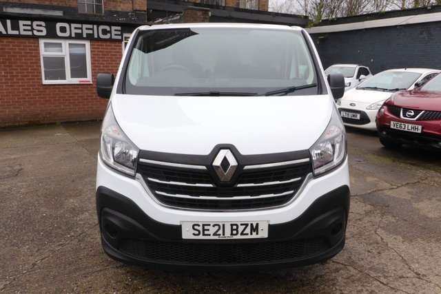 2021 RENAULT TRAFIC - Photo 8