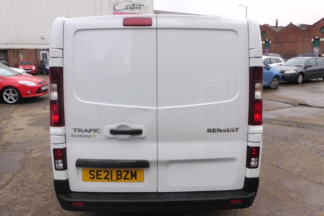 2021 RENAULT TRAFIC - Photo 12