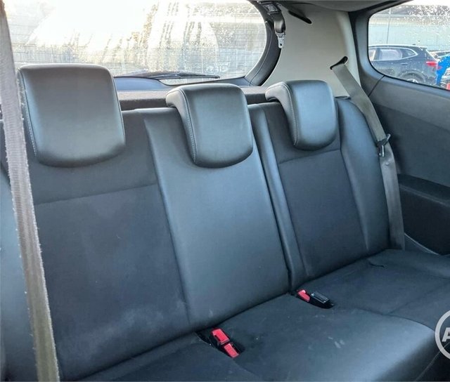 2012 Renault Clio 1.2L Dynamique Tomtom 3dr - Photo 6