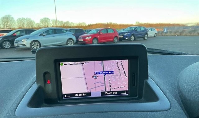 2012 Renault Clio 1.2L Dynamique Tomtom 3dr - Photo 7