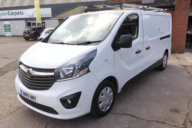 2019 VAUXHALL VIVARO - Photo 9