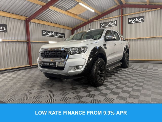2017 Ford Ranger 3.2L Limited 1 4dr - Photo 2