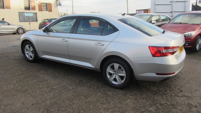 2018 SKODA SUPERB DIESEL HATCHBACK - Photo 9