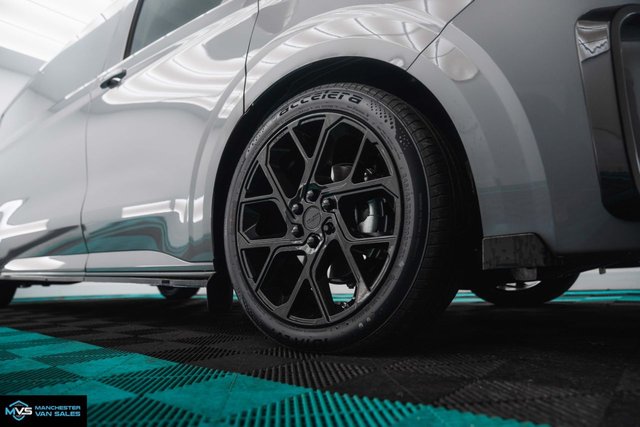 2026 Volkswagen Transporter - Photo 2