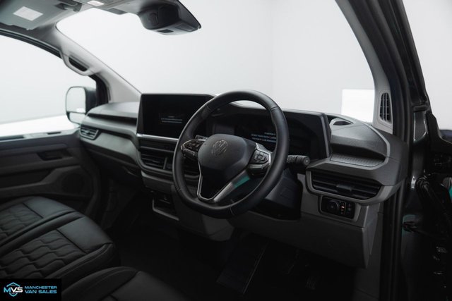 2026 Volkswagen Transporter - Photo 4