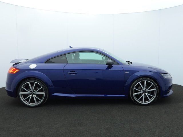 2018 Audi TT 2L Black Edition 3dr - Photo 11