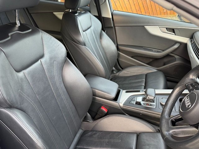 2019 Audi A4 2L Sport 4dr - Photo 8