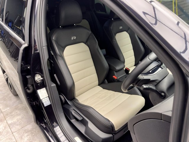 2019 Volkswagen Golf 2L R 5dr - Photo 2