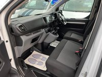 USED 2022 22 VAUXHALL VIVARO 2.0 Turbo D 3100 Dynamic Crew Van L2 H1 Euro 6 (s/s) 6dr SERVICED @ 22 48 59 85 89 k