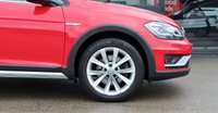 PRE-OWNED 2017 17 VOLKSWAGEN GOLF 2.0 TDI BlueMotion Tech Alltrack Estate 5dr Diesel DSG 4Motion Euro 6 (s/s) (184 ps) 