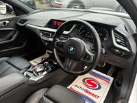 USED 2020 20 BMW 1 SERIES 1.5 118i M Sport Hatchback 5dr Petrol DCT Euro 6 (s/s) (140 ps) BMW SERVICE HISTORY* AUTOMATIC* SAT NAV* PARKING SENSORS* CRUISE CONTROL* ELECTRIC HANDBRAKE* AUTO START / STOP* TRACTION CONTROL* ECO / SPORT / COMFORT MODE* FULL LEATHER* HEATED SEATS* AIR CON