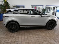 USED 2022 72 LAND ROVER RANGE ROVER EVOQUE 1.5 P300e 12.2kWh Edition SUV 5dr Petrol Plug-in Hybrid Auto 4WD Euro 6 (s/s) (309 ps) SUNROOF SAT NAV LEATHER REAR VIEW CAMERA PARKING SENSORS 1 OWNER SERVICE HISOTRY WARRANTY