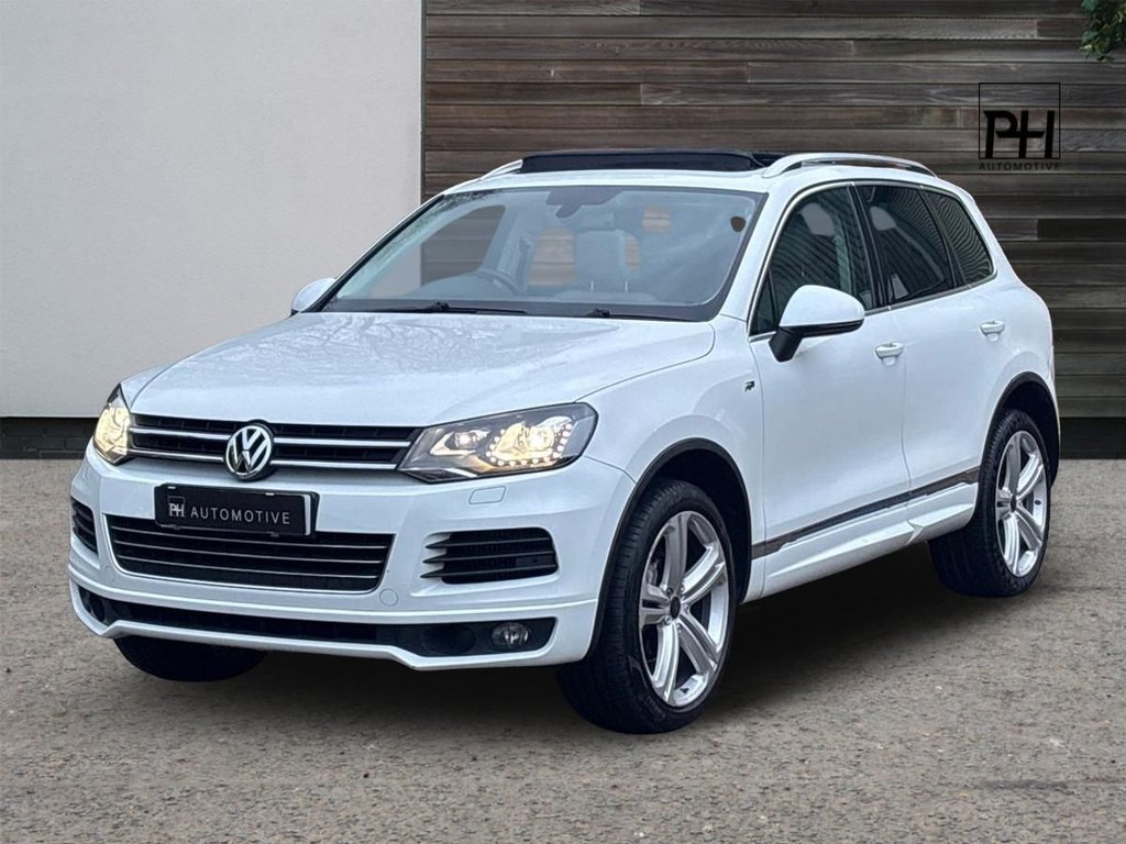 USED 2014 63 VOLKSWAGEN TOUAREG 3.0 TDI V6 BlueMotion Tech R-Line SUV 5dr Diesel Tiptronic 4WD Euro 5 (s/s) (245 ps) 