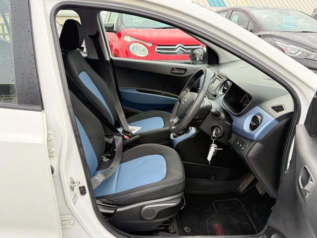 2016 HYUNDAI I10 1.2 SE Hatchback 5dr Petrol Auto Euro 6 (87 ps) - Photo 4