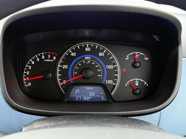 2016 HYUNDAI I10 1.2 SE Hatchback 5dr Petrol Auto Euro 6 (87 ps) - Photo 7