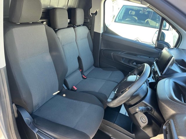 2021 PEUGEOT PARTNER - Photo 12