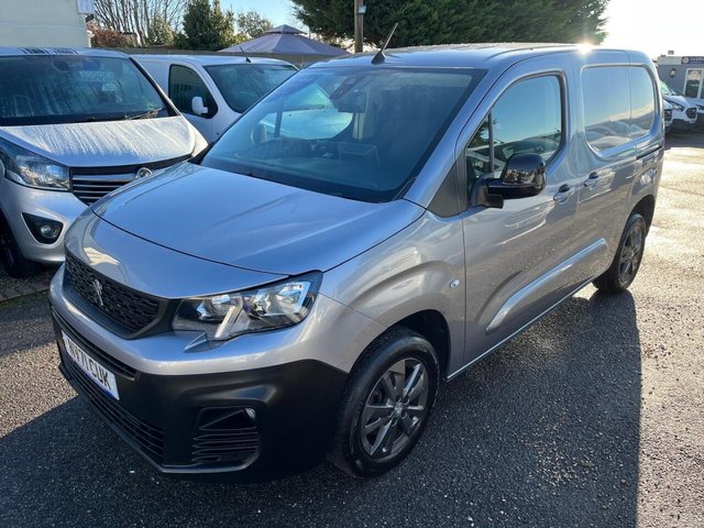 2021 PEUGEOT PARTNER - Photo 5